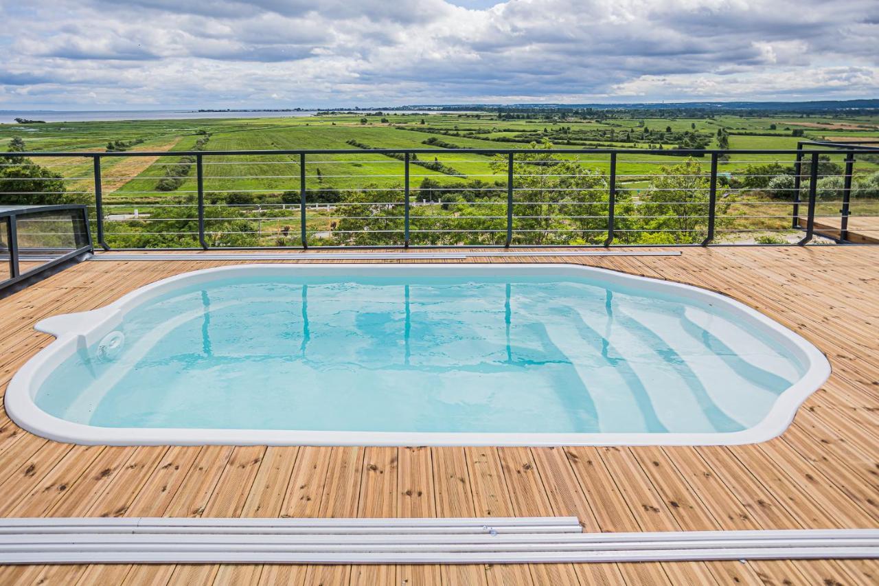 Nowe Domki Deluxe Z Widokiem Na Zatoke Z Basenem I Sauna Oslonino Exteriér fotografie