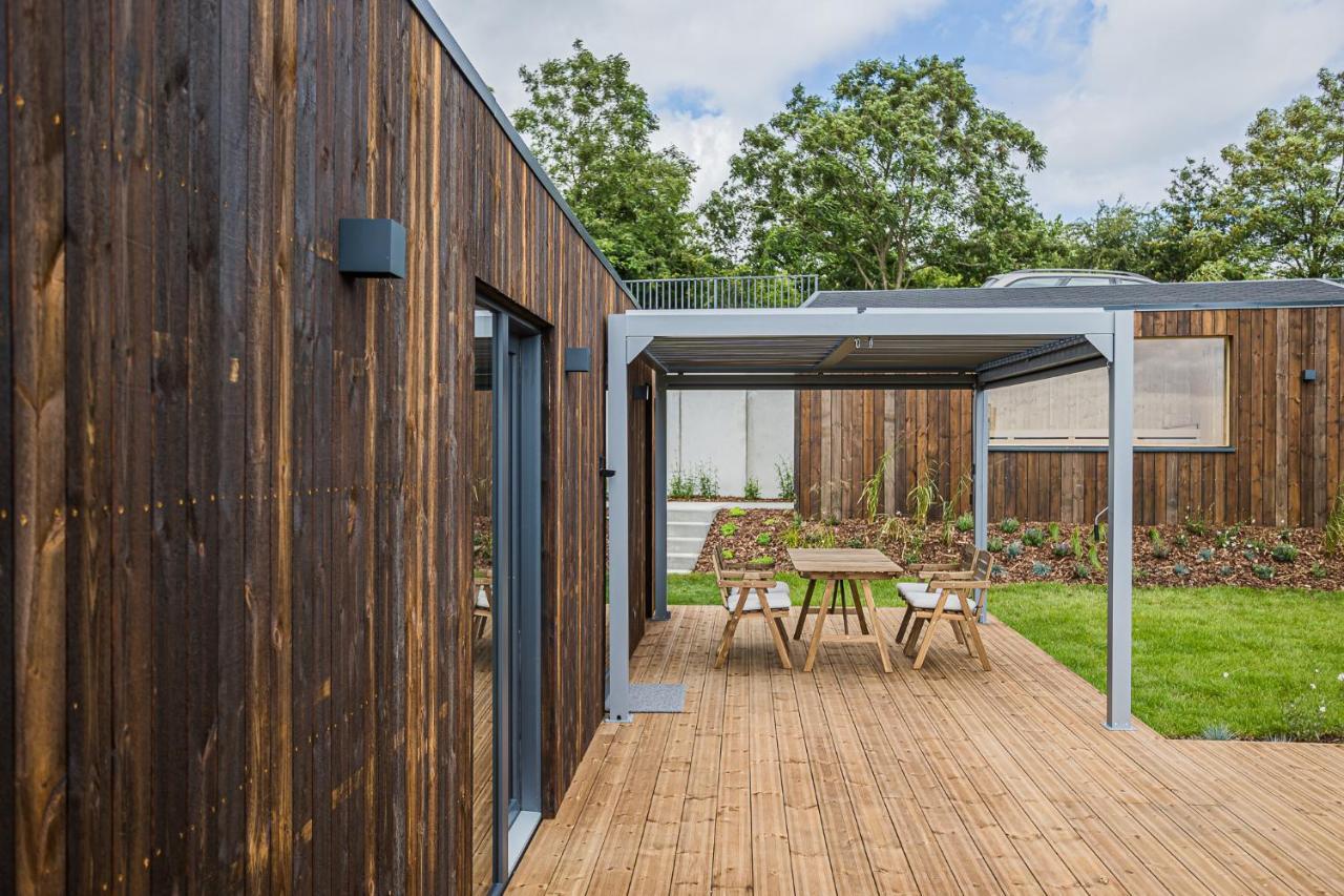 Nowe Domki Deluxe Z Widokiem Na Zatoke Z Basenem I Sauna Oslonino Exteriér fotografie