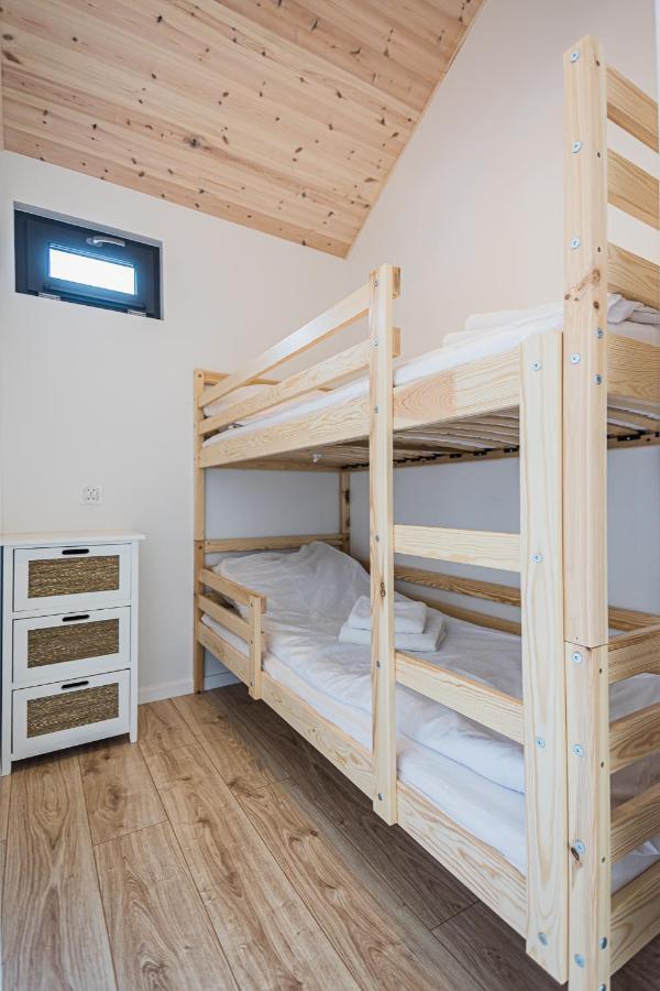 Nowe Domki Deluxe Z Widokiem Na Zatoke Z Basenem I Sauna Oslonino Exteriér fotografie