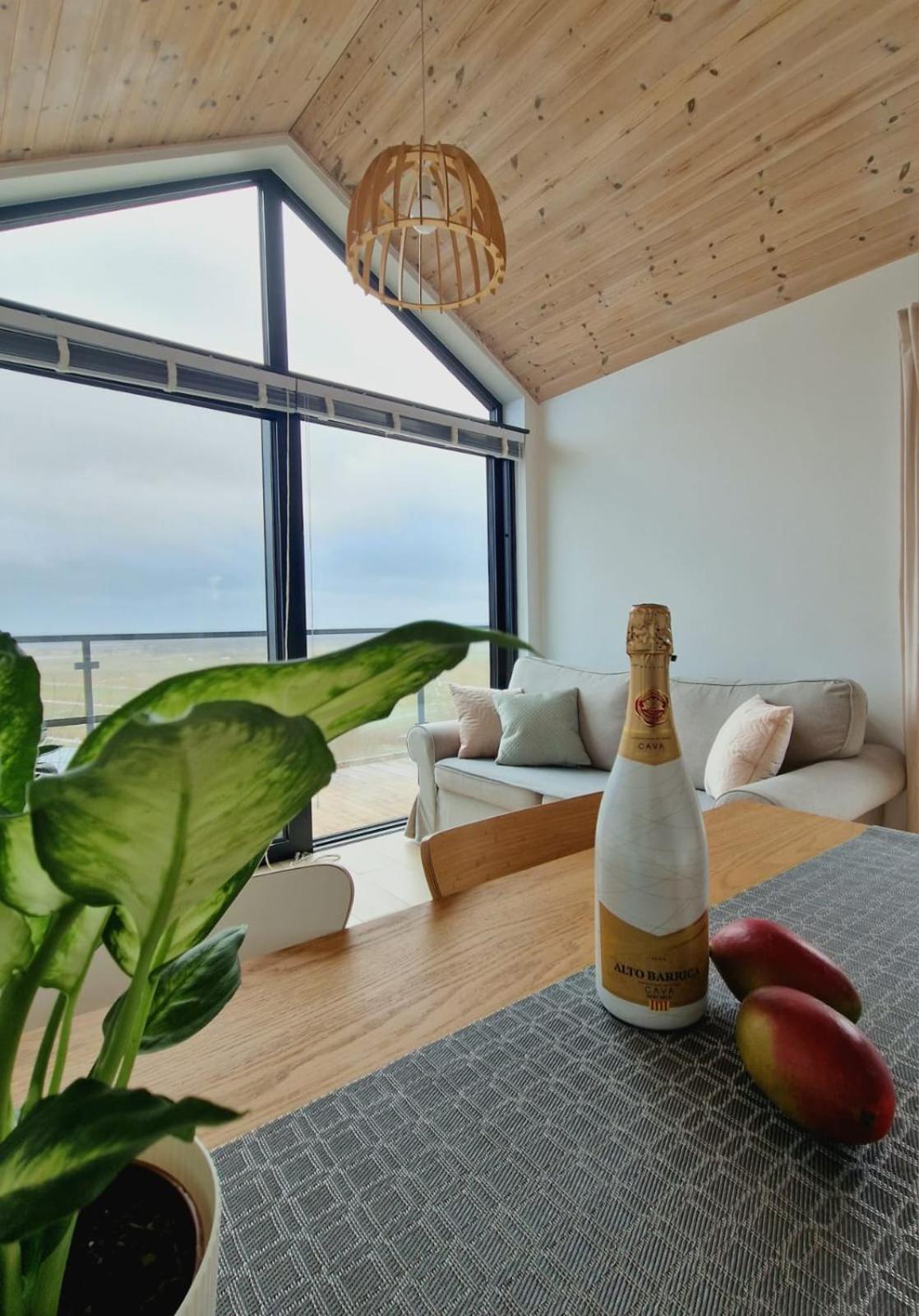 Nowe Domki Deluxe Z Widokiem Na Zatoke Z Basenem I Sauna Oslonino Exteriér fotografie