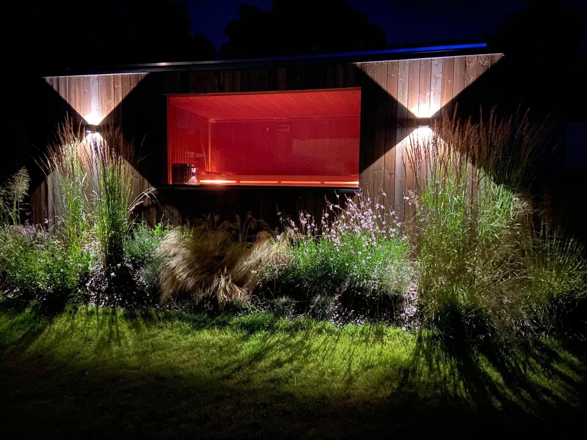 Nowe Domki Deluxe Z Widokiem Na Zatoke Z Basenem I Sauna Oslonino Exteriér fotografie